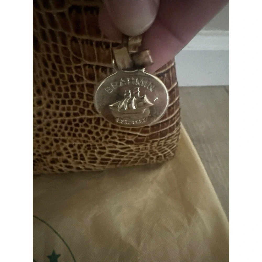 Brahmin Madelyn Toasted Almond Hobo‎ Shoulder Bag W/credit Card Wallet